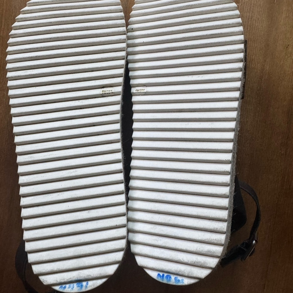 Lucky Brand Black Leather Sandals NWOT - Picture 7 of 9